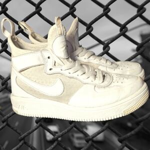 Womans Ultraforce Mid Breathable Force Sneakers